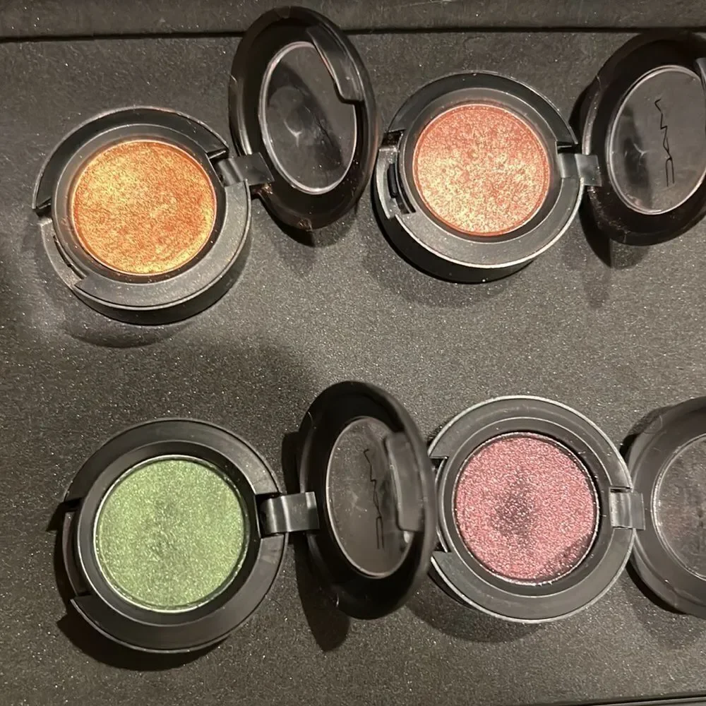 🎉Last deal 🎉Mac eyeshadow